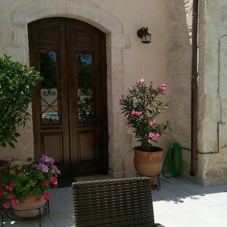 Villa Zefi Eléftherna Kültér fotó